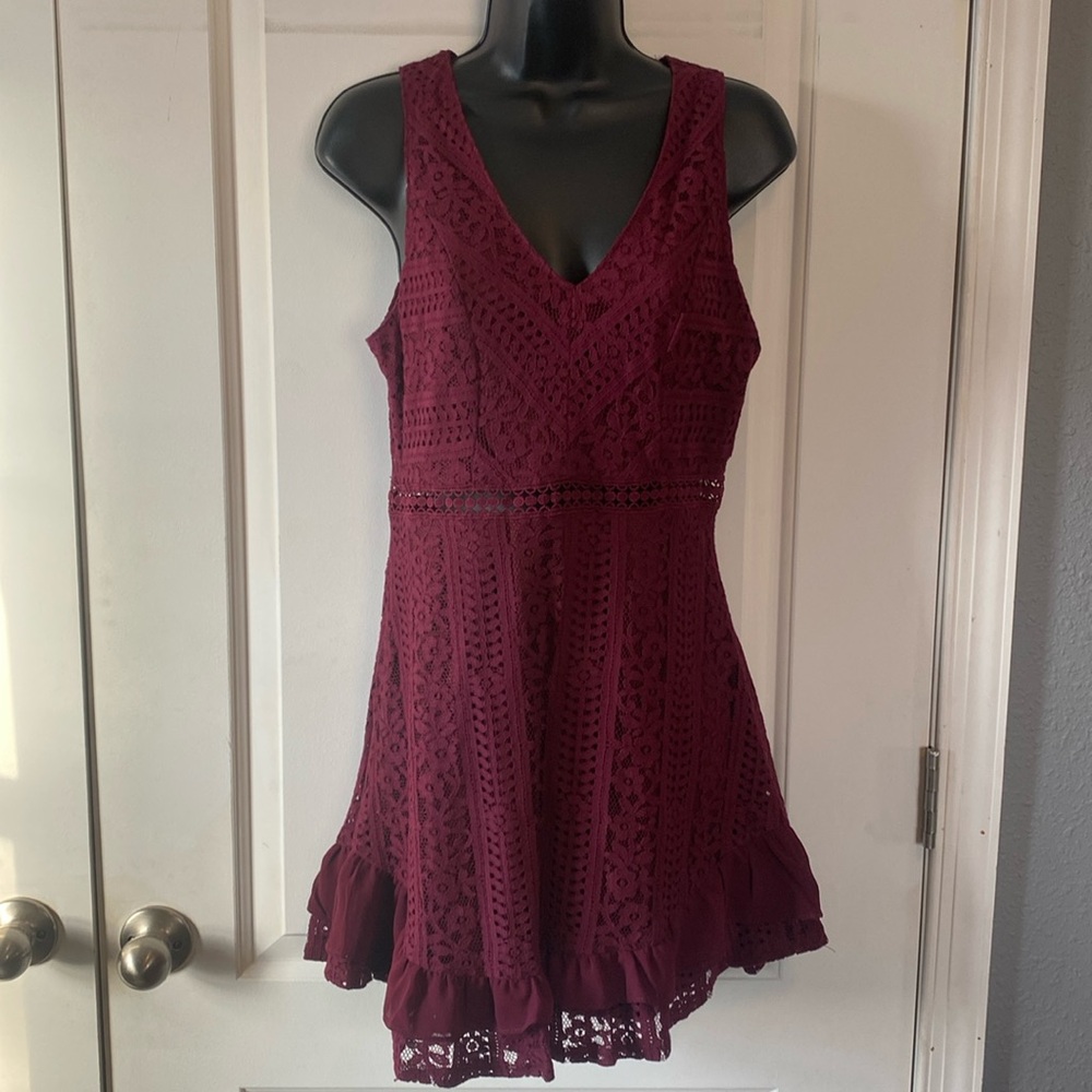 Size medium Lulus maroon semi-formal dress